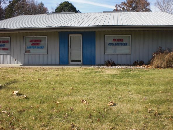 207 S Pershing St, Energy, IL 62933